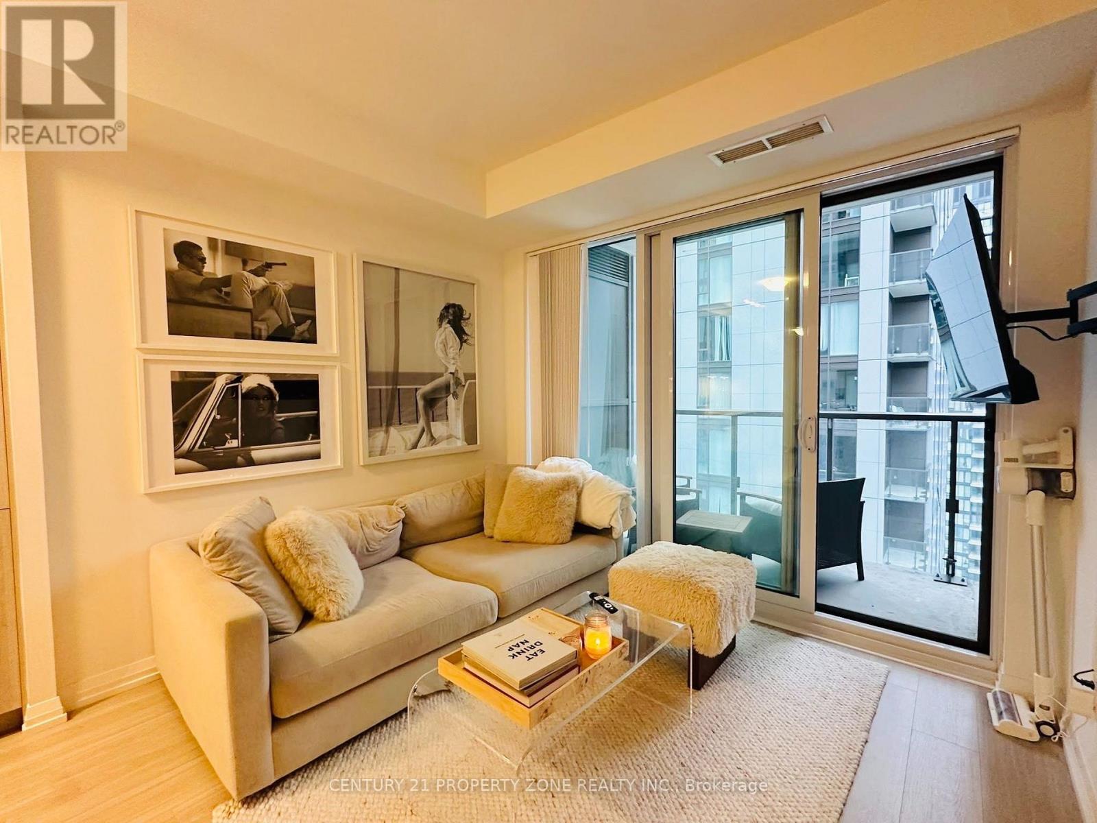 3823 - 28 Widmer Street, Toronto, Ontario  M5V 0T2 - Photo 6 - C14122040