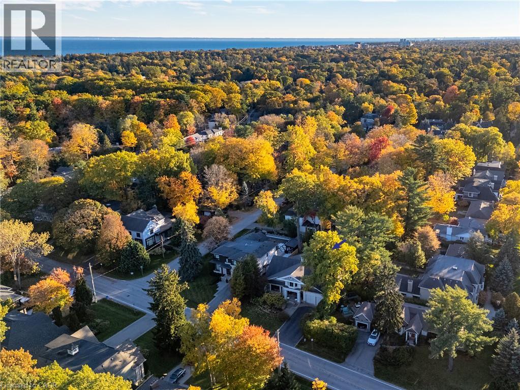 416 Wedgewood Drive, Oakville, Ontario  L6J 4S4 - Photo 2 - 40872828