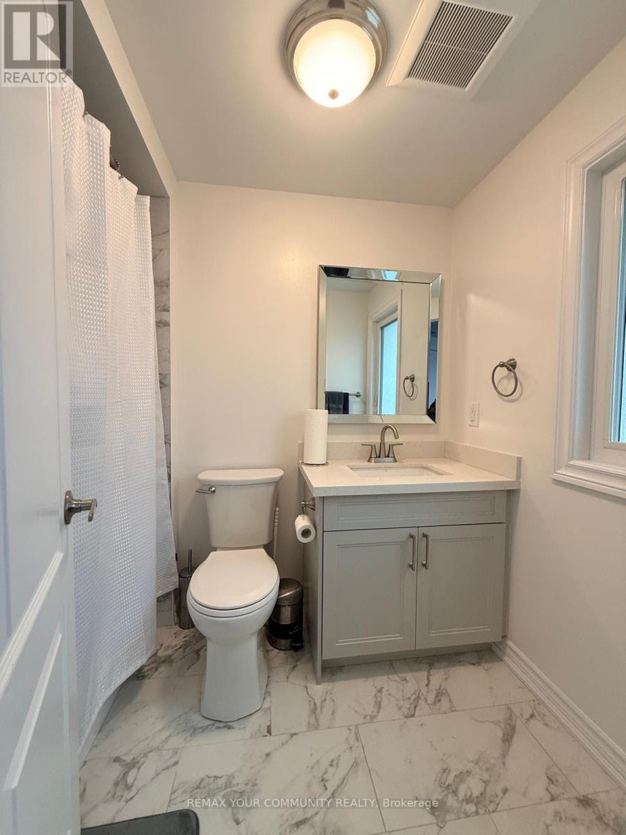 709 Barnes Crescent, Oshawa (Northglen), Ontario  L1J 8K2 - Photo 10 - E14122034