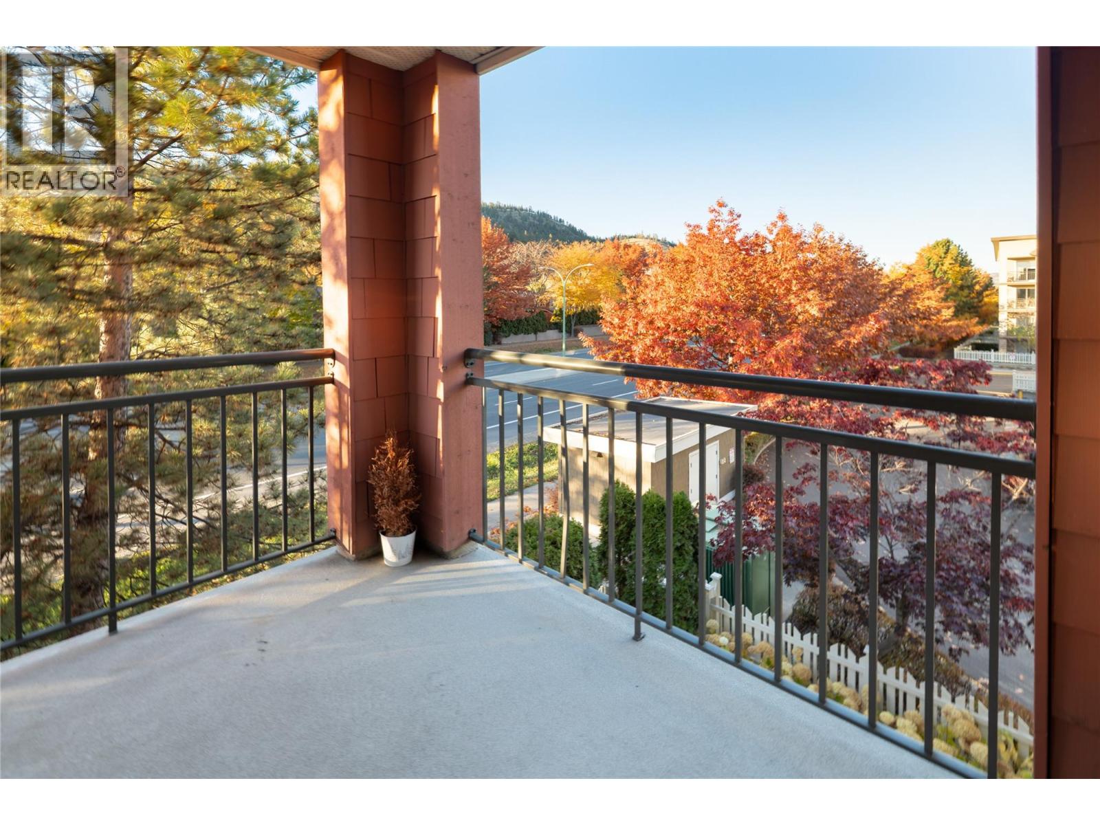 555 Yates Road Unit# 302, Kelowna, British Columbia  V1V 2V2 - Photo 4 - 10404145