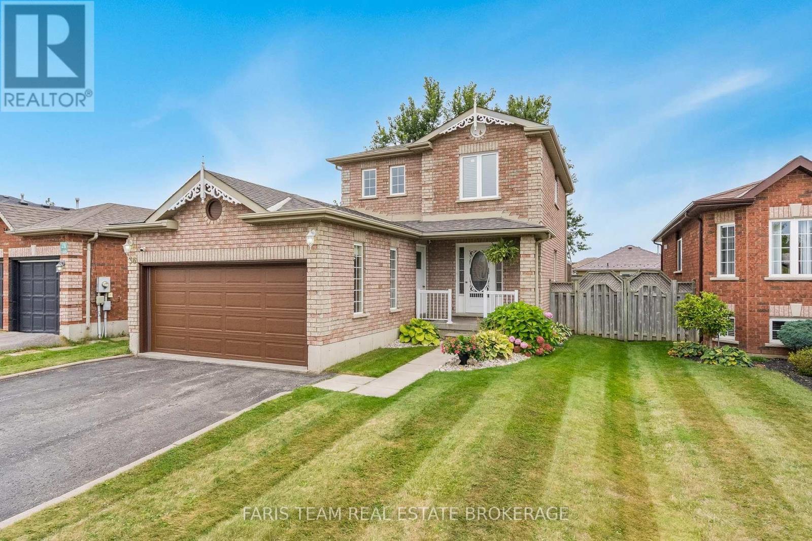 36 Red Oak Drive, Barrie (Holly), Ontario  L4N 9M3 - Photo 3 - S14122014