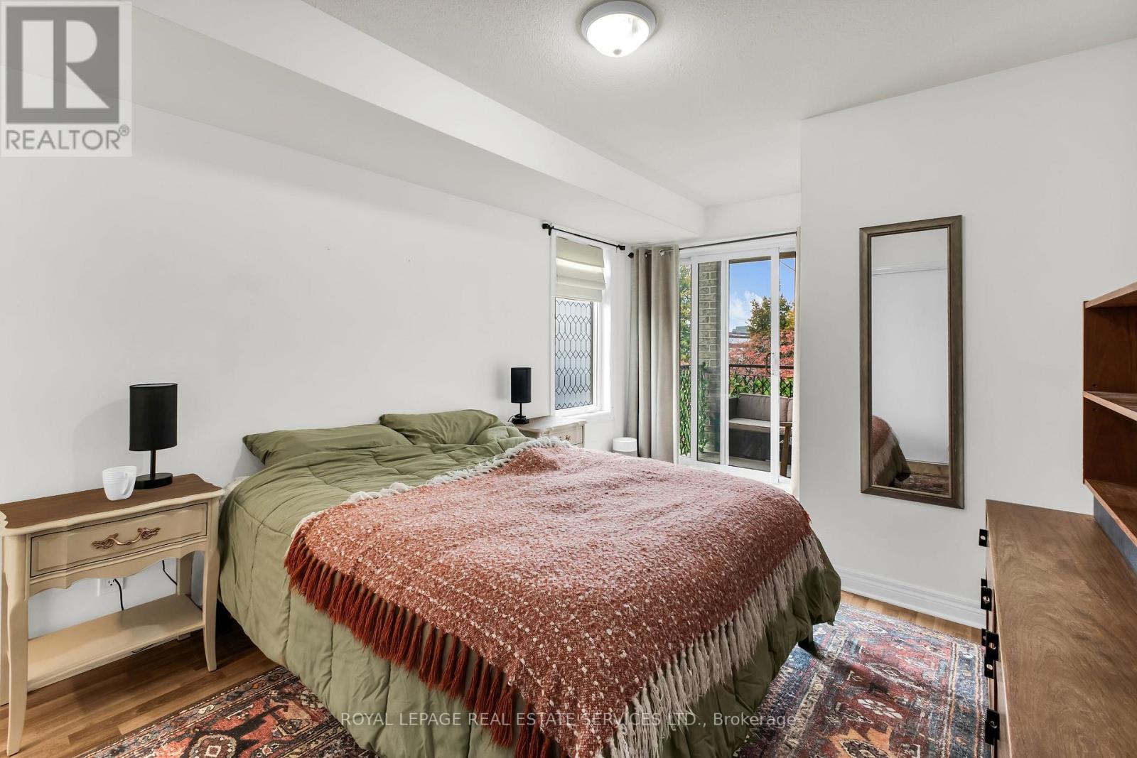 Th 201 - 2 Brian Peck Crescent, Toronto, Ontario  M4G 4K4 - Photo 21 - C14113964