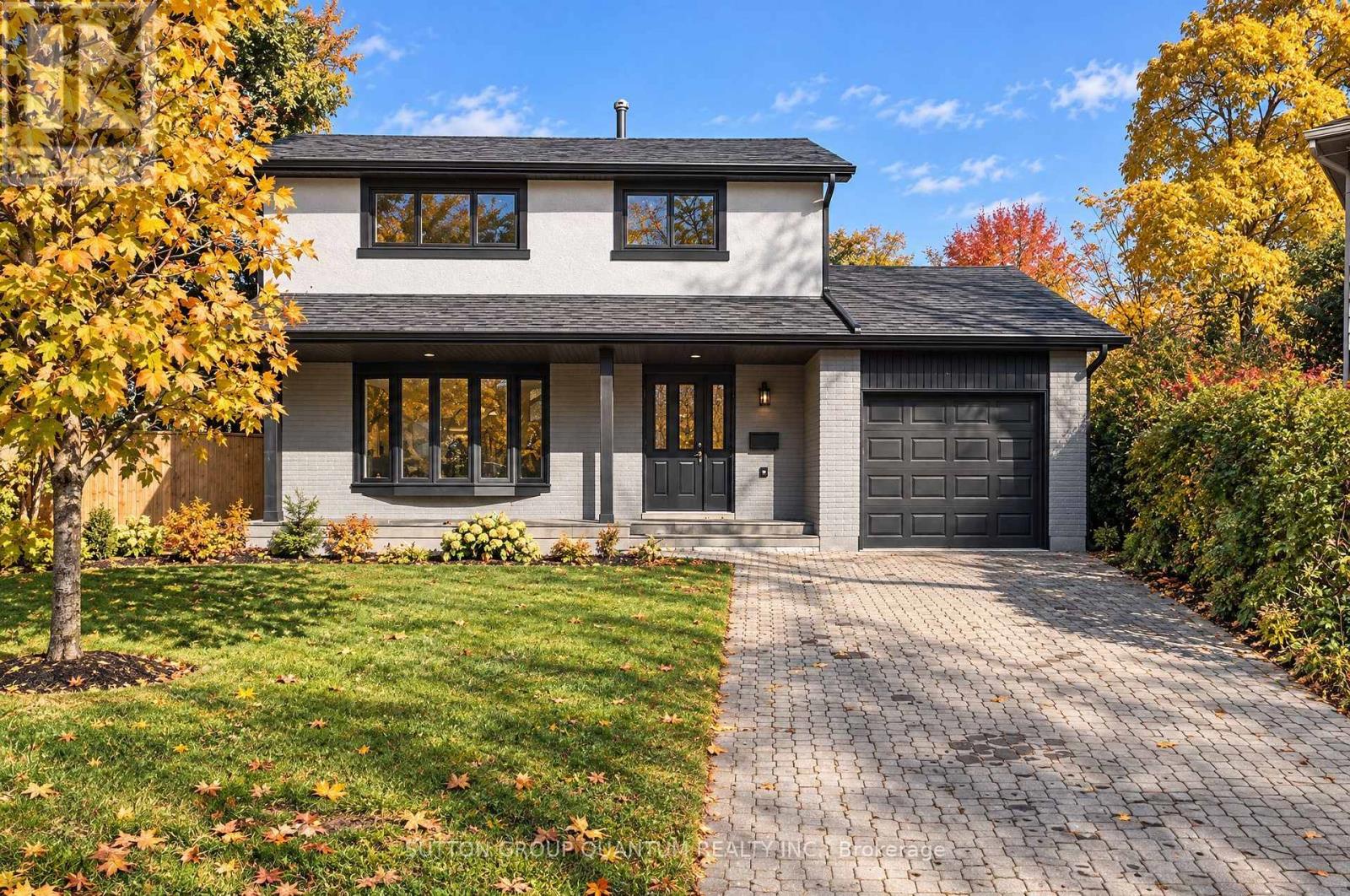 1237 Sycamore Drive, Burlington, Ontario  L7M 1G8 - Photo 2 - W14120408