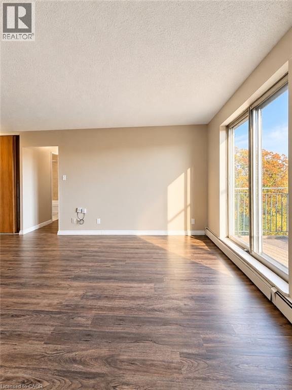 183 Lisgar Avenue Unit# 504, Tillsonburg, Ontario  N4G 3L5 - Photo 4 - 40874488