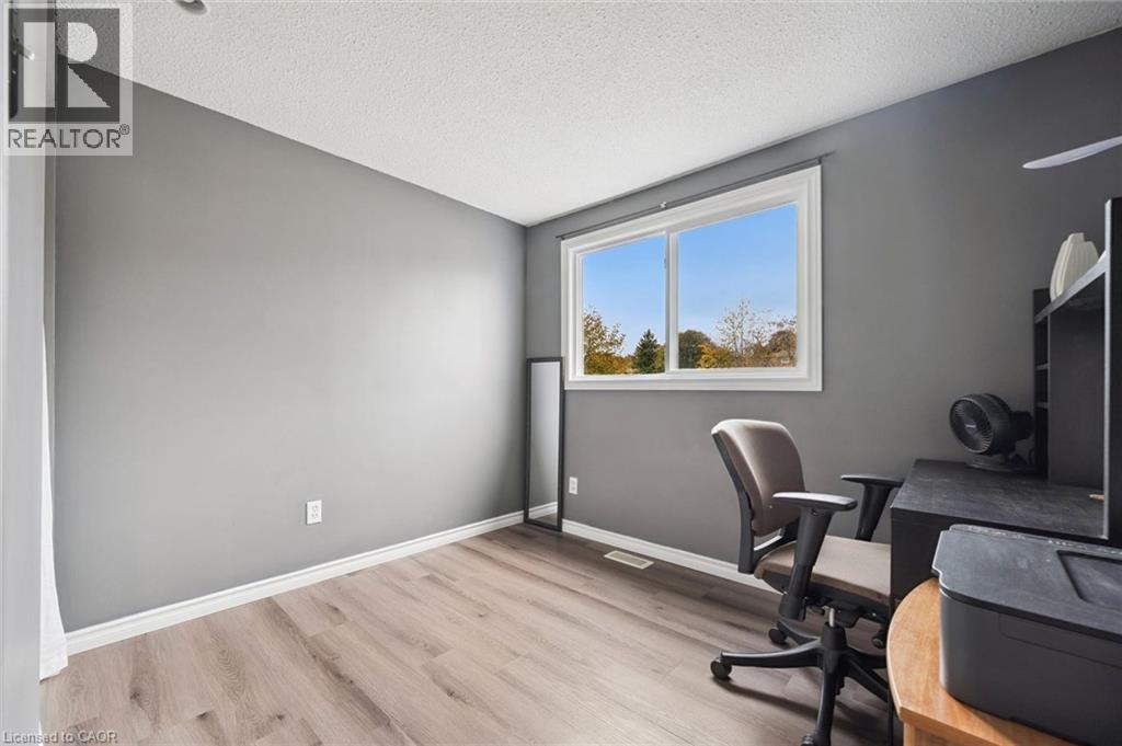 64 Frobisher Court, Cambridge, Ontario  N1R 6Z5 - Photo 33 - 40873531