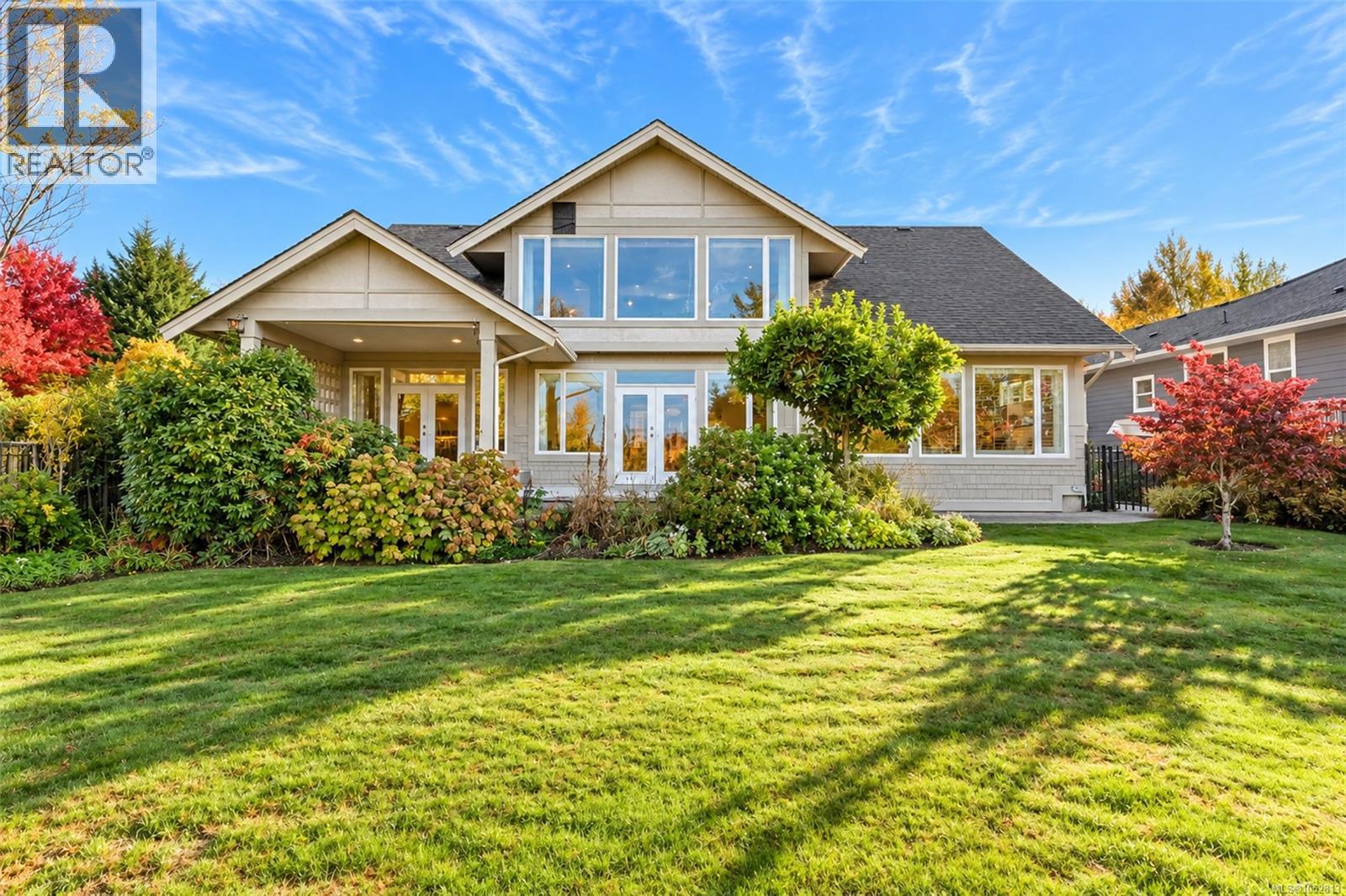 6086 Sterling Dr