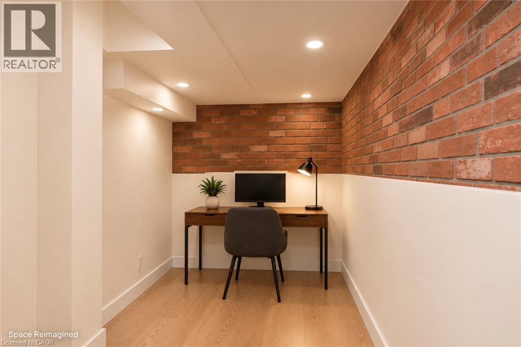 100 Quigley Road Unit# 113, Hamilton, Ontario  L8K 6J1 - Photo 38 - 40873372