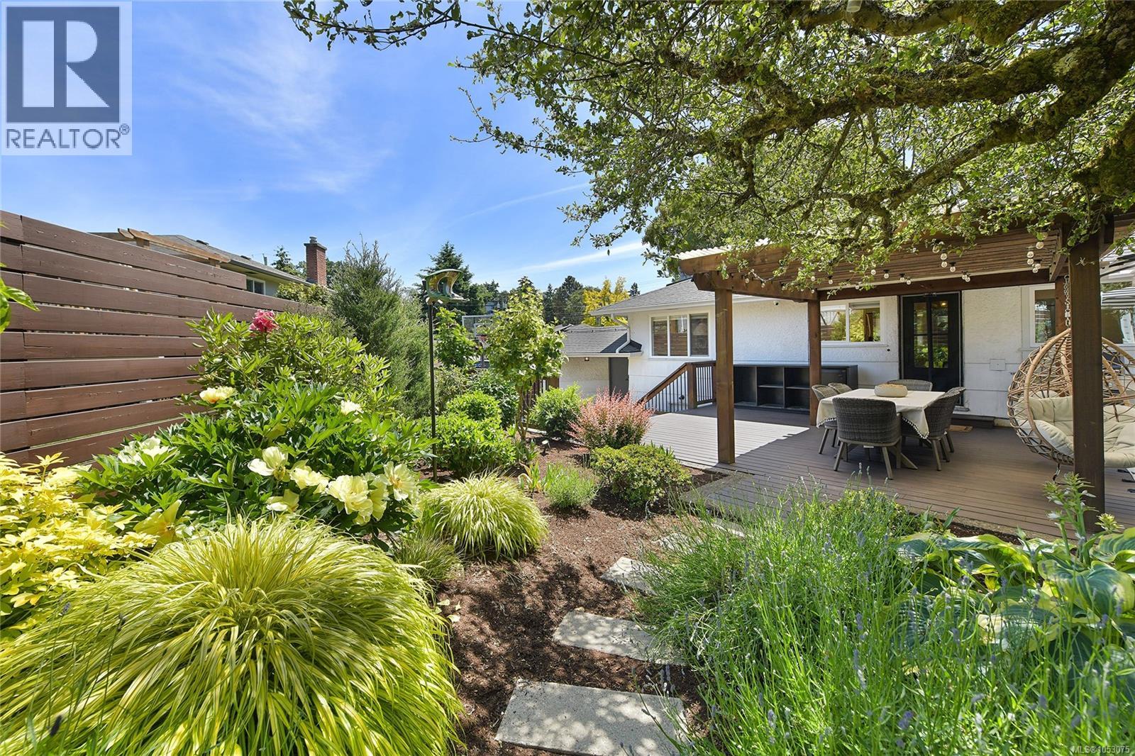 3877 Cedar Hill Cross Rd