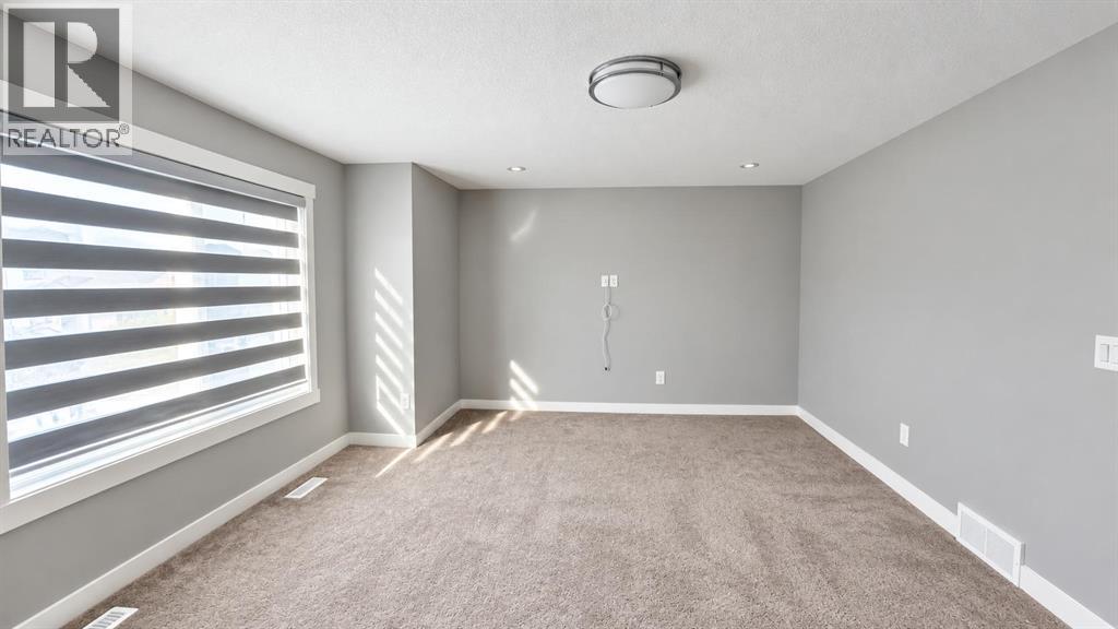 197 Baysprings Gardens Sw, Airdrie, Alberta  T4B 5C5 - Photo 29 - A2354244