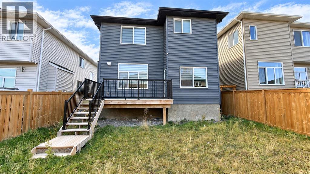 197 Baysprings Gardens Sw, Airdrie, Alberta  T4B 5C5 - Photo 43 - A2354244