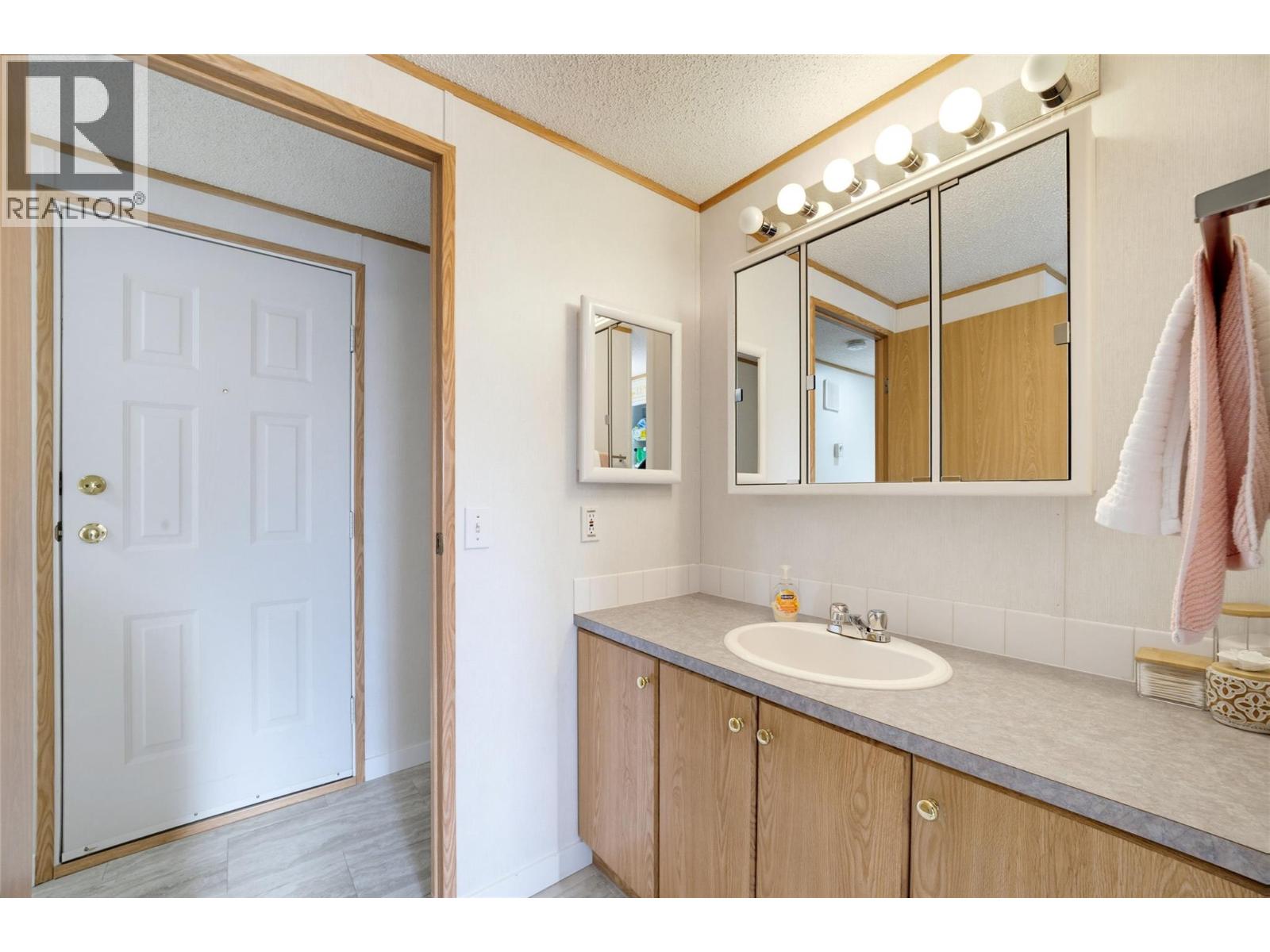 1250 Hillside Avenue Unit# 7, Chase, British Columbia  V0E 1M0 - Photo 20 - 10402710