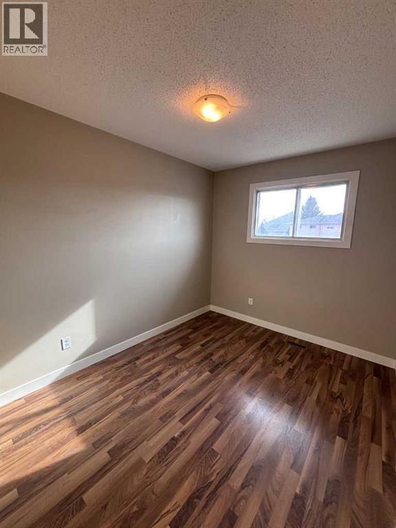 244 Mt Alderson Crescent W