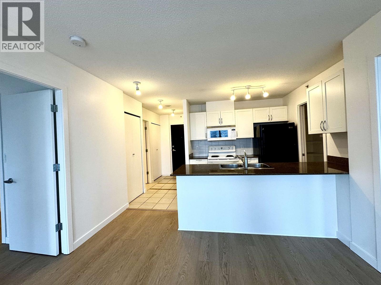 1308 938 SMITHE STREET