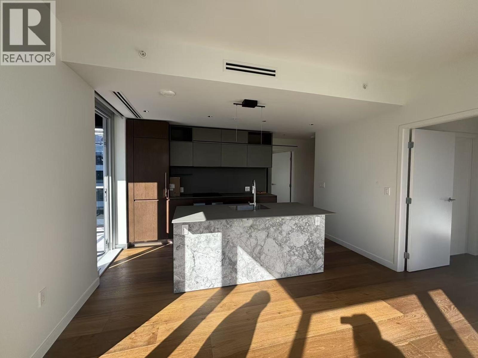 1708 1277 HORNBY STREET