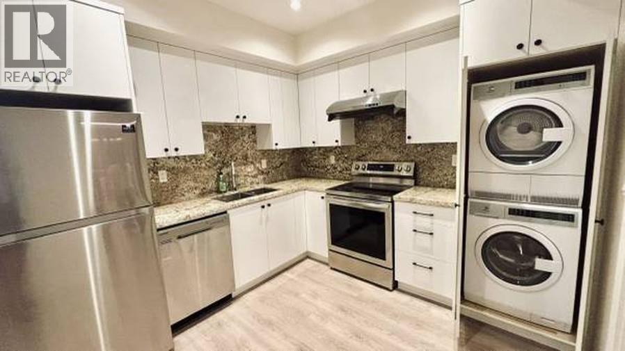 418 E 12TH STREET