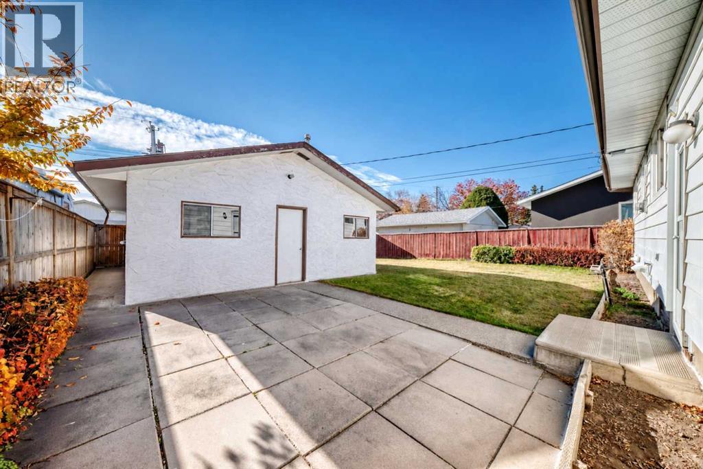 127 Marwood Circle NE