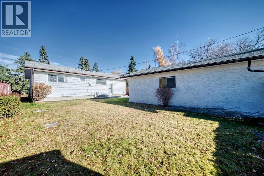 127 Marwood Circle NE