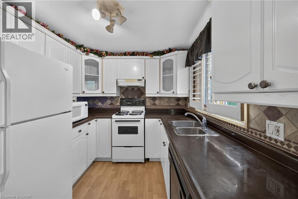 747 Rennie Street, Hamilton, Ontario  L8H 3R4 - Photo 20 - 40874518