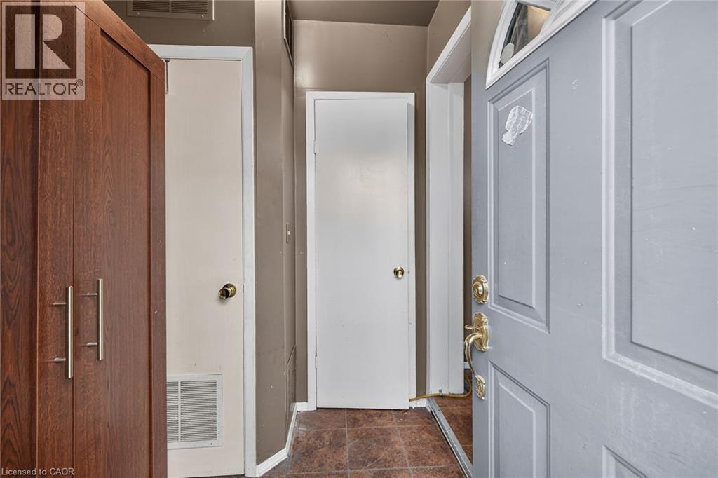 747 Rennie Street, Hamilton, Ontario  L8H 3R4 - Photo 28 - 40874518