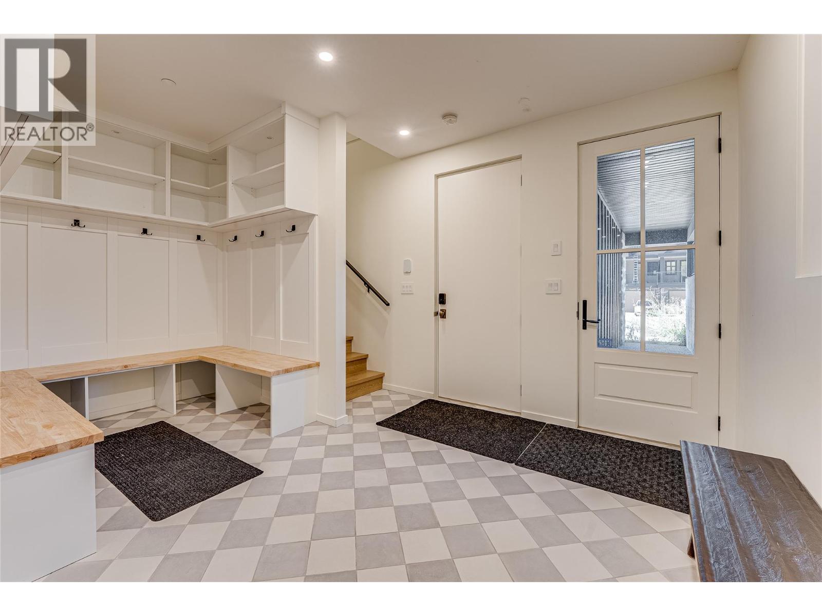 9963 Purcell Drive, Silver Star, British Columbia  V1B 0S1 - Photo 6 - 10404192