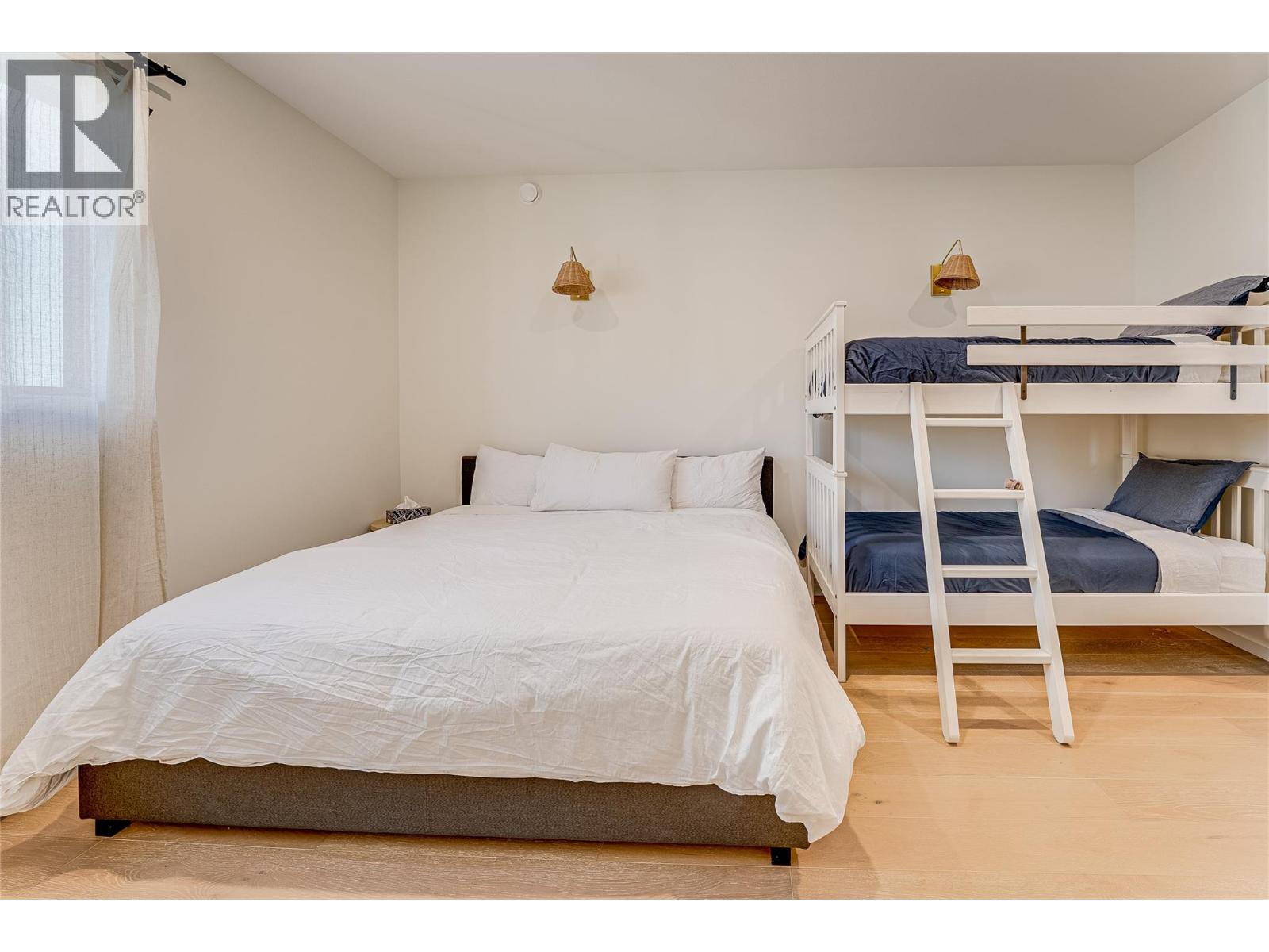 9963 Purcell Drive, Silver Star, British Columbia  V1B 0S1 - Photo 26 - 10404192