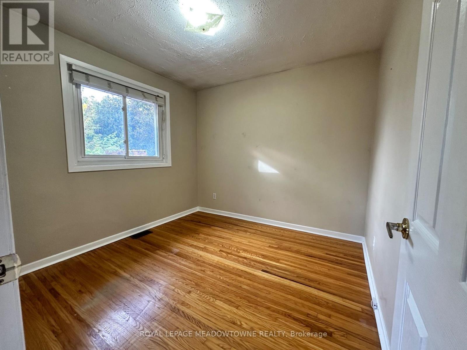 Upper - 158 Coronation Drive, Toronto, Ontario  M1E 2H5 - Photo 17 - E14122246