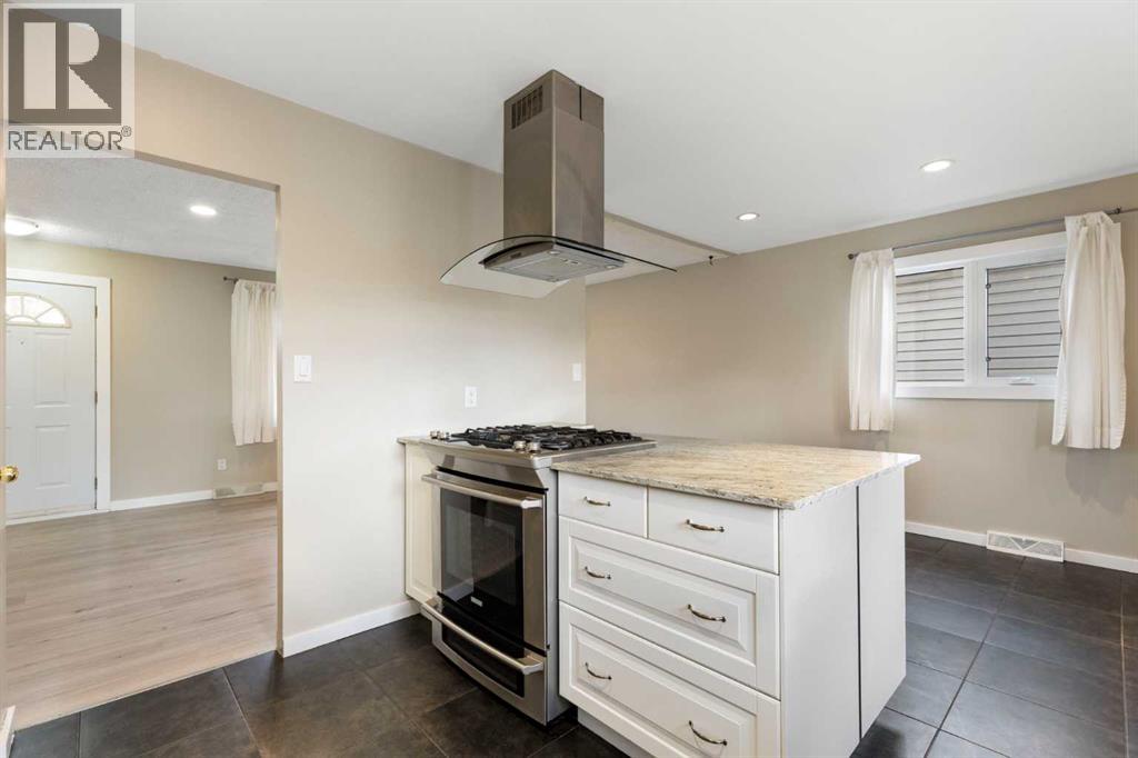 103 Franklin Drive SE, Calgary, Alberta  T2H 0V2 - Photo 9 - A2354460