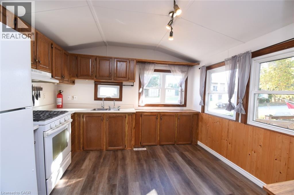 1085 W Concession Road 10 Concession W Unit# 73, Flamborough, Ontario  N0B 2J0 - Photo 16 - 40873820