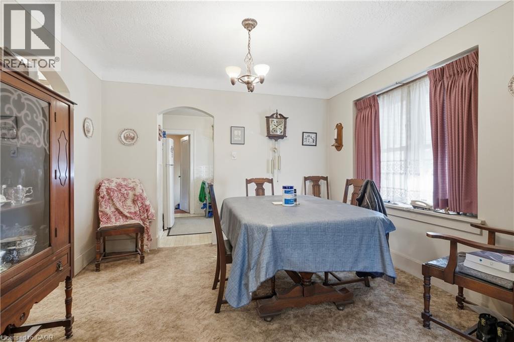 34 Pinecrest Avenue, St. Catharines, Ontario  L2T 1C8 - Photo 5 - 40873982