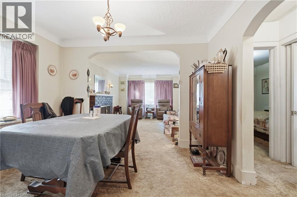 34 Pinecrest Avenue, St. Catharines, Ontario  L2T 1C8 - Photo 6 - 40873982