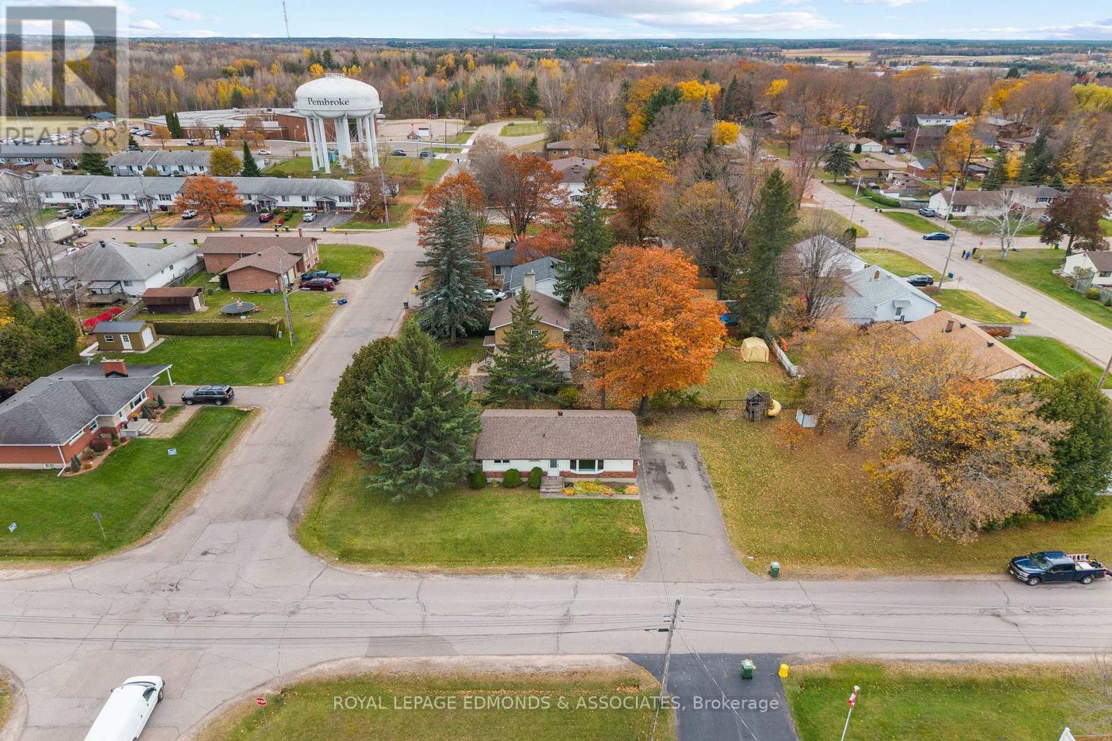 378 Chamberlain Street, Pembroke, Ontario K8A 2N2 - Photo 2 - X14122322