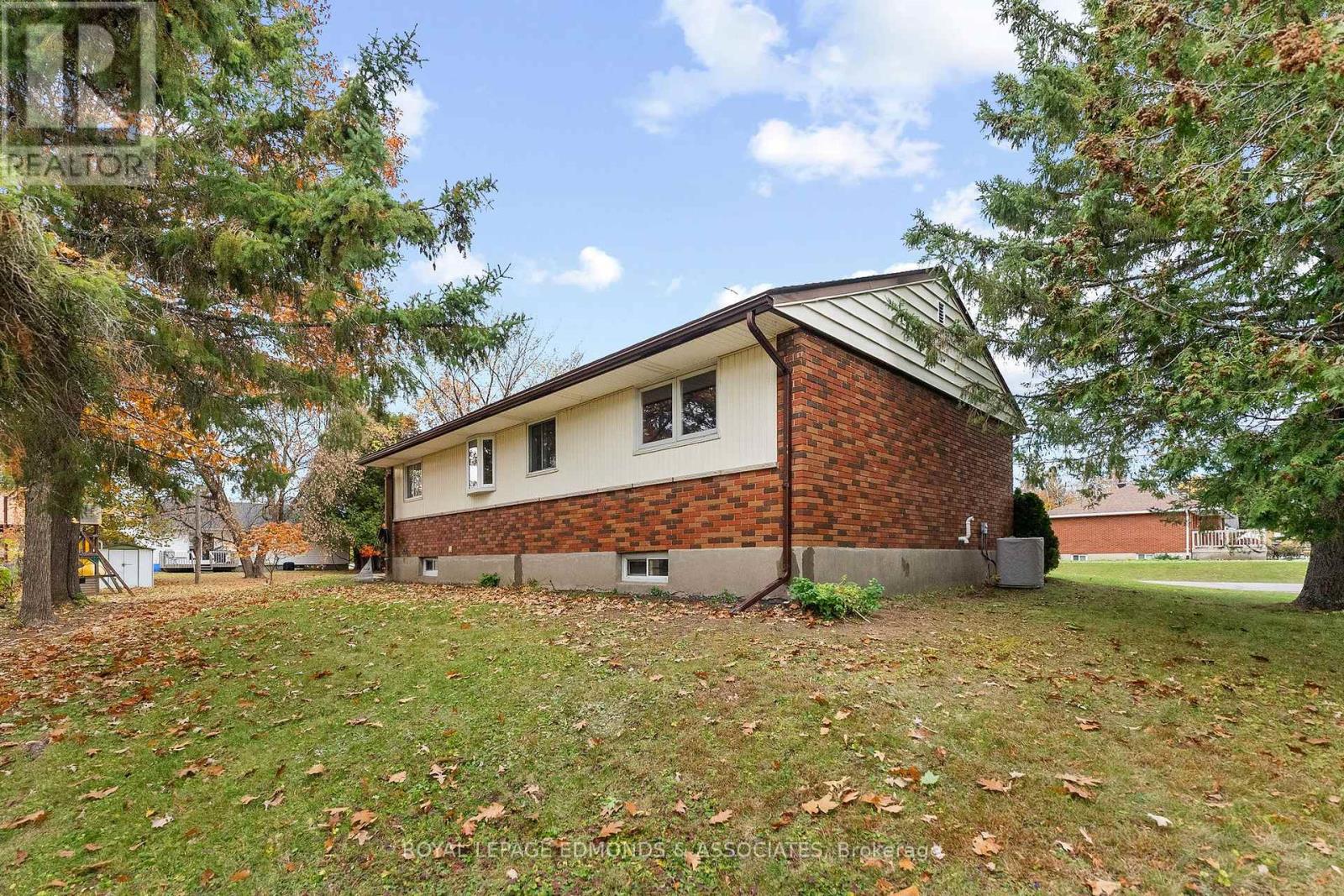 378 Chamberlain Street, Pembroke, Ontario  K8A 2N2 - Photo 43 - X14122322