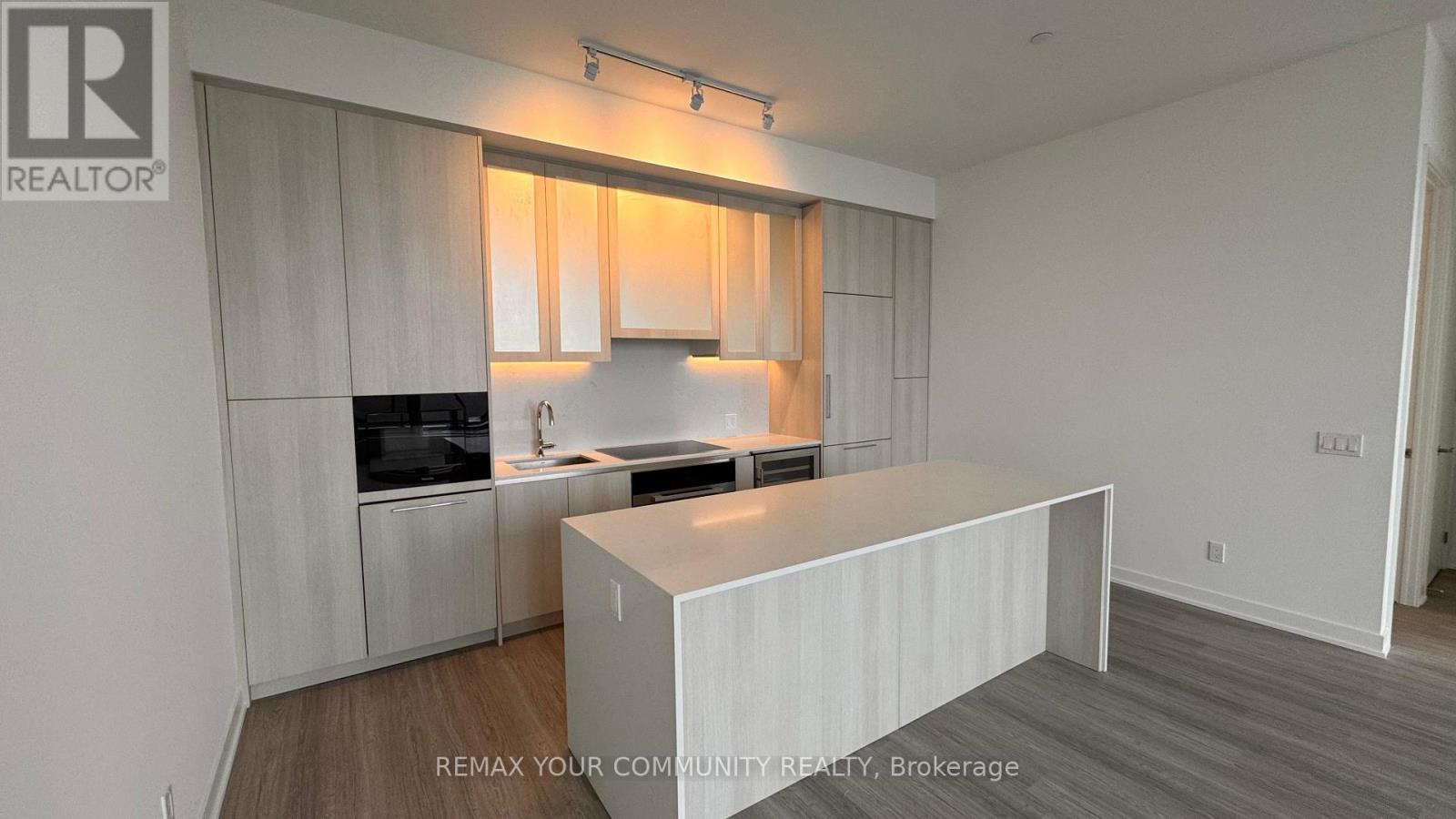 1004 - 8188 Yonge Street, Vaughan, Ontario  L4J 0M2 - Photo 5 - N14106848