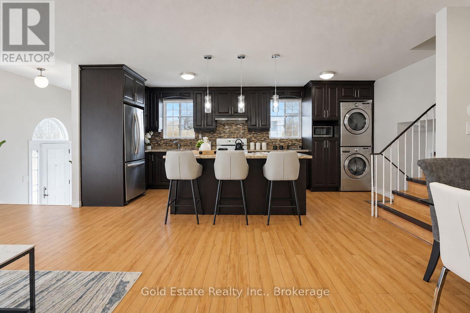 44 Bruce Beer Drive, Brampton, Ontario  L6V 2W7 - Photo 9 - W14122288