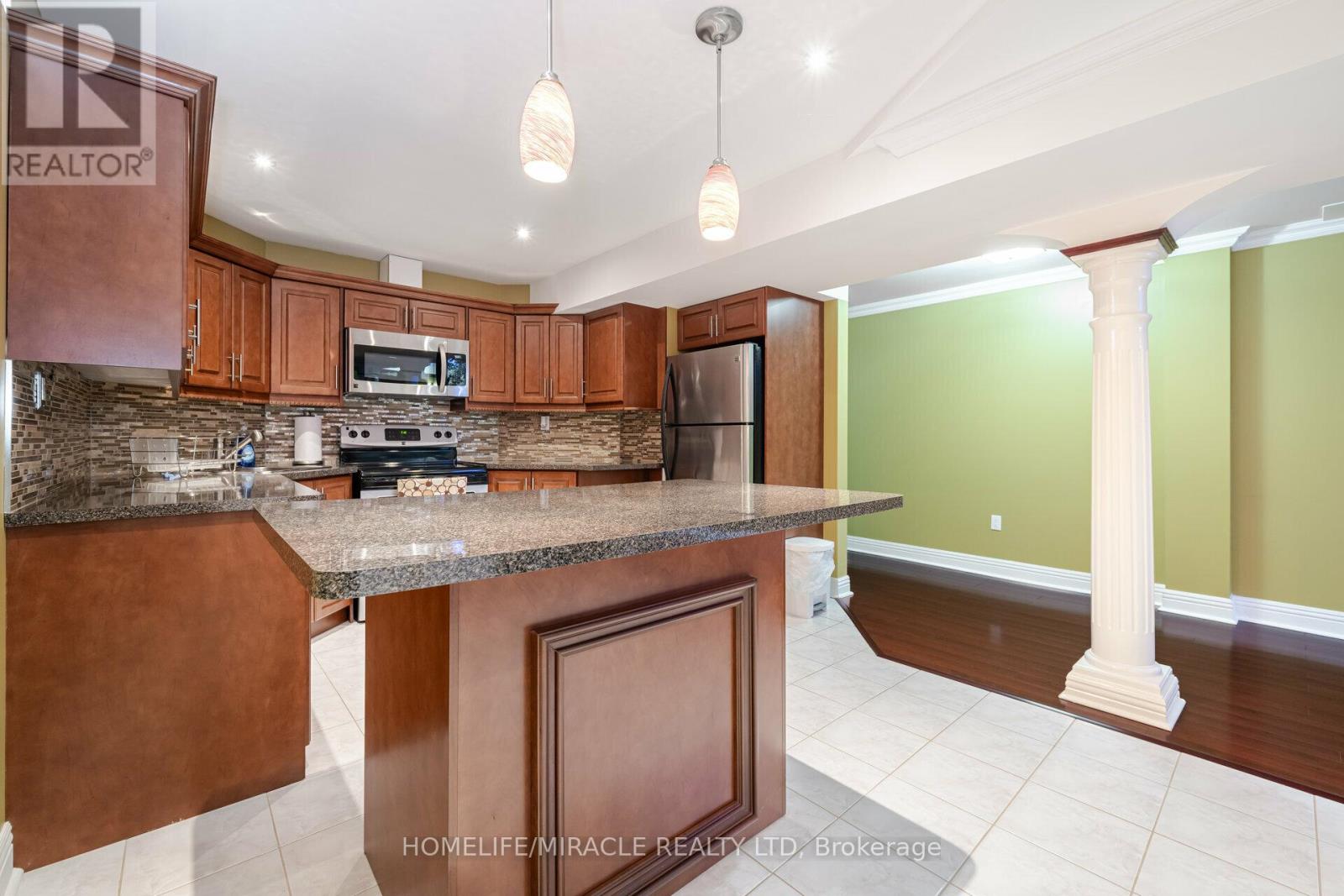 21 Summershade Street, Brampton, Ontario  L6P 2C2 - Photo 45 - W14122320
