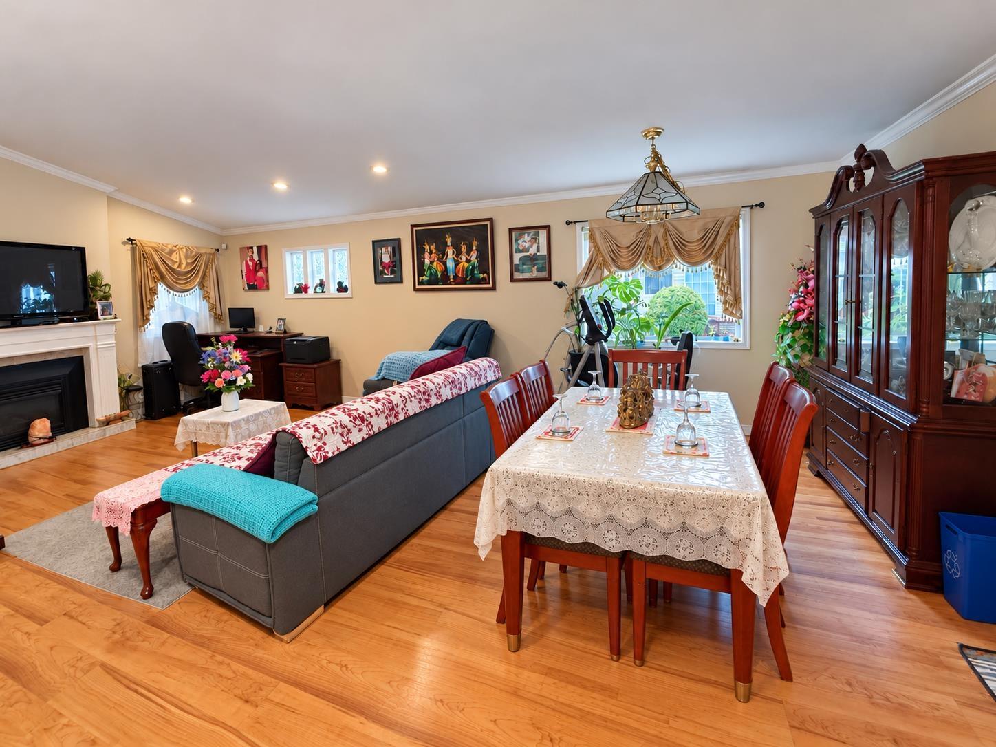 21 8500 YOUNG ROAD|Chilliwack Proper South