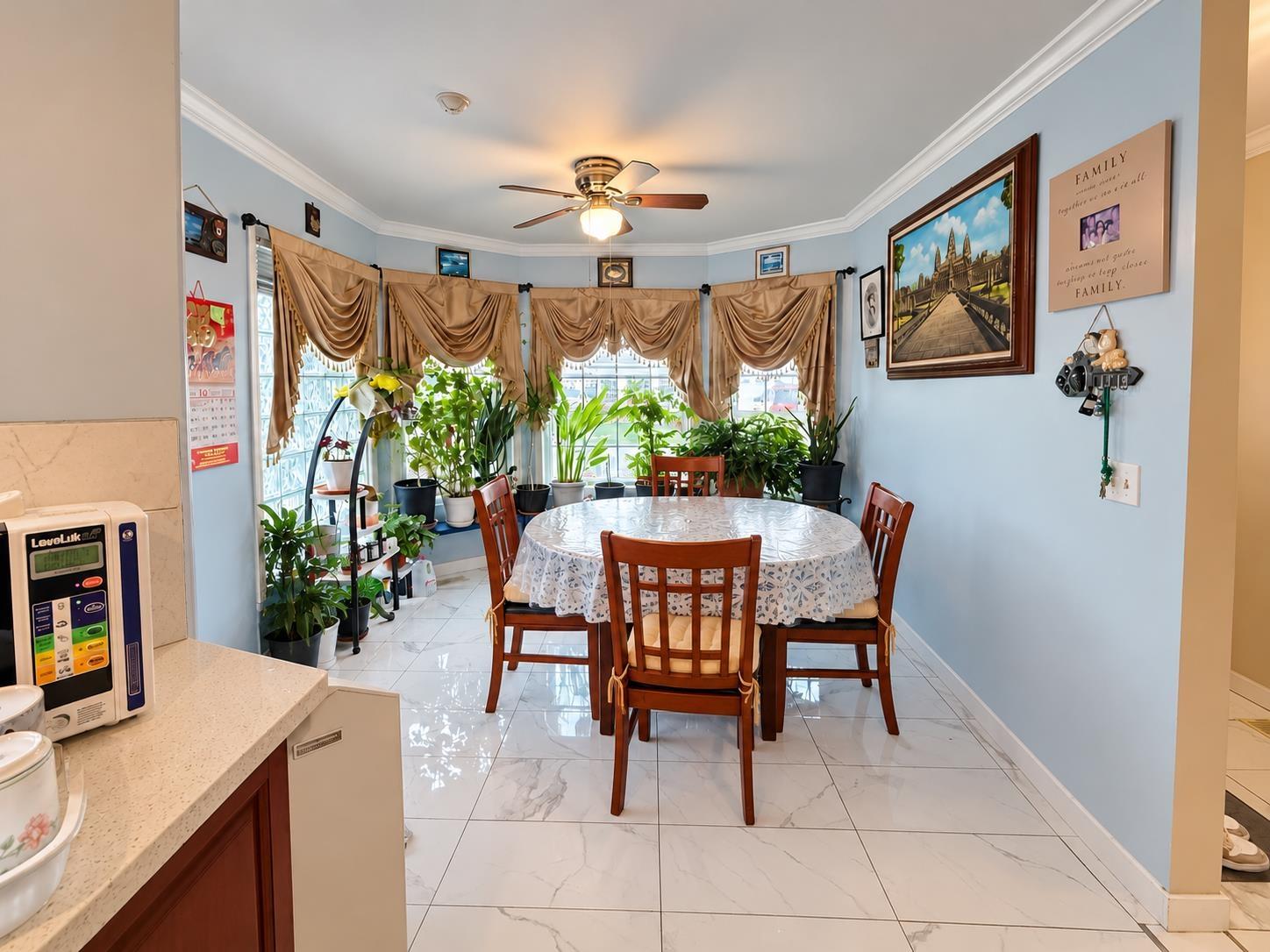 21 8500 YOUNG ROAD|Chilliwack Proper South