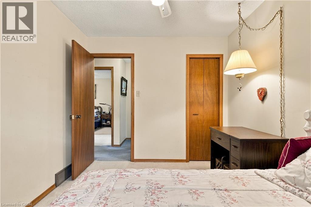 30 Carlyle Place, Kitchener, Ontario  N2P 1R6 - Photo 27 - 40873846