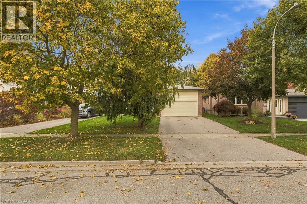 30 Carlyle Place, Kitchener, Ontario  N2P 1R6 - Photo 6 - 40873846