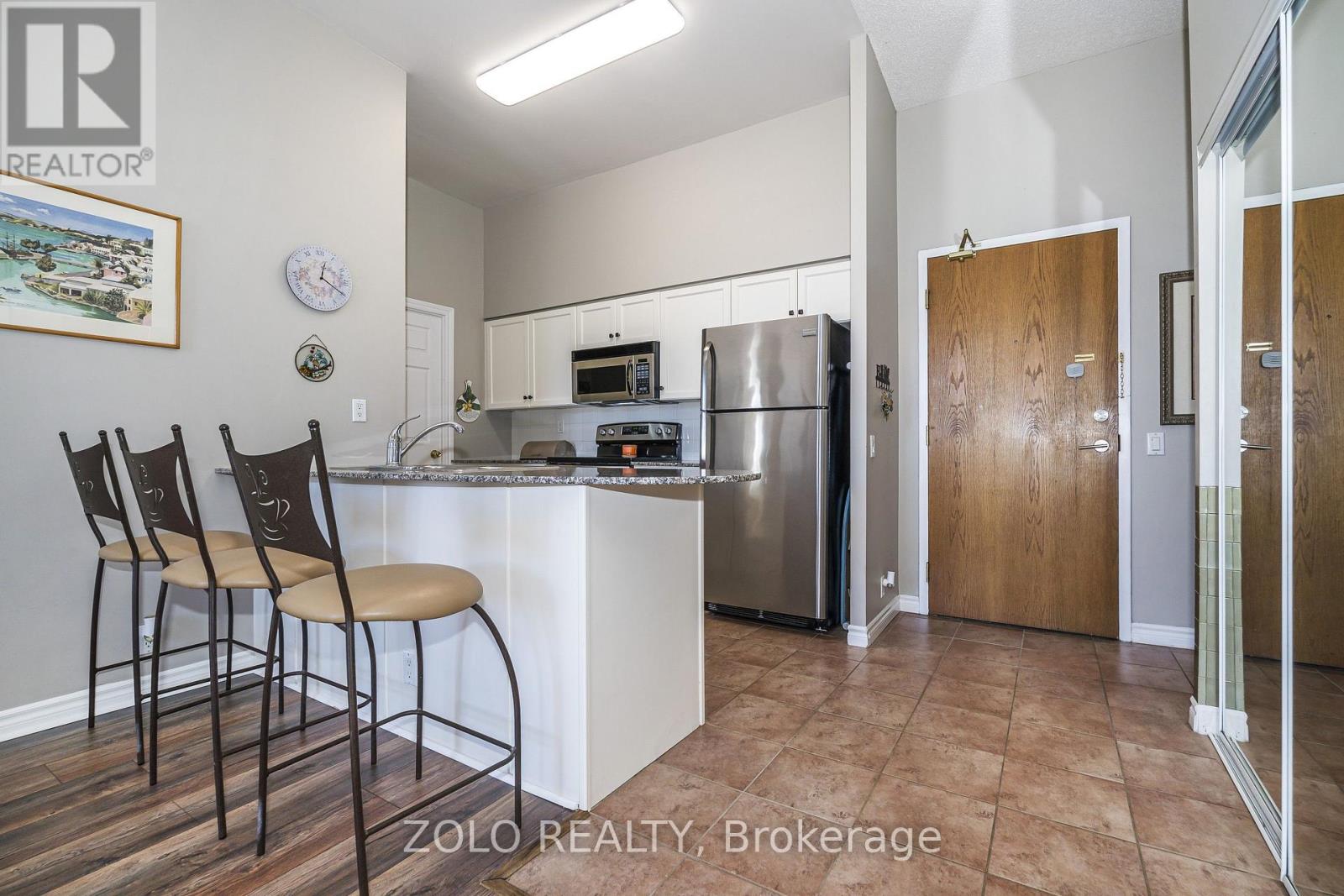 107 - 1720 Eglinton Avenue E, Toronto, Ontario  L4W 5R2 - Photo 3 - C13834406