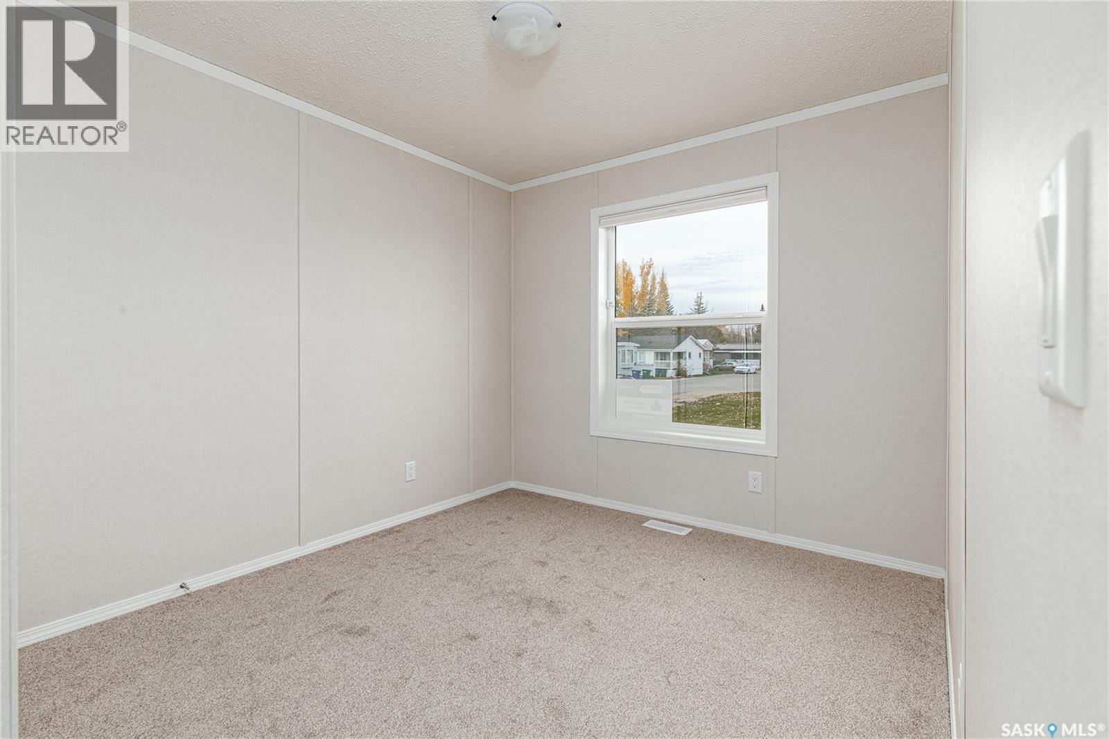 F9 1455 9th Avenue Ne, Moose Jaw, Saskatchewan S6J 1C6 - Photo 9 - SK052006