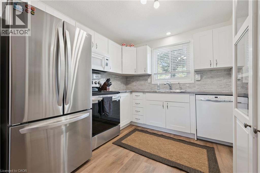165 Green Valley Drive Unit# 44, Kitchener, Ontario  N2P 1K3 - Photo 4 - 40873486