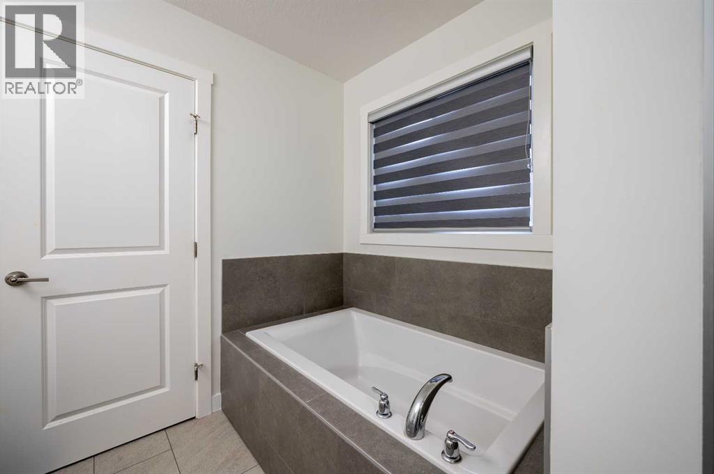 547 Clydesdale Way