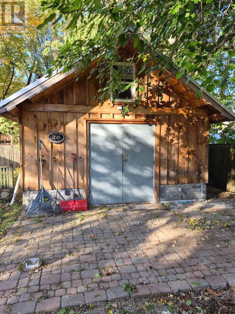 28 Melville Street, Clearview, Ontario  L0M 1P0 - Photo 31 - S14115506