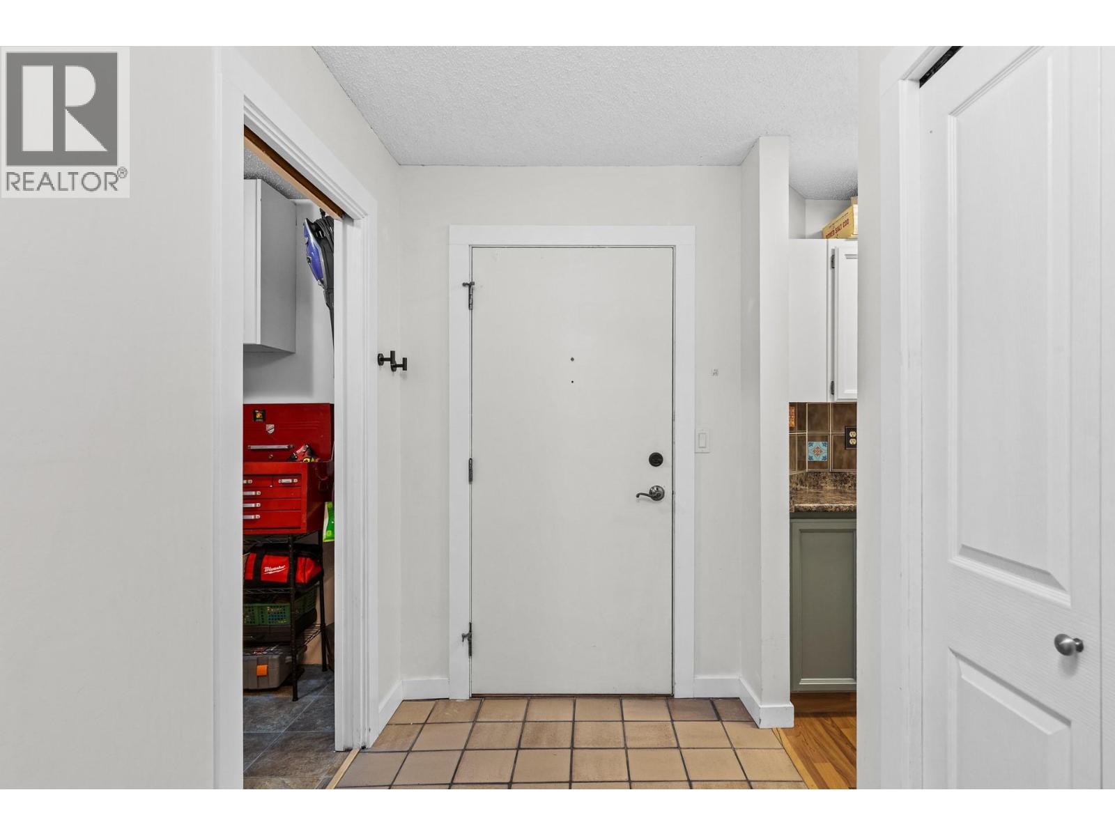 983 Bernard Avenue Unit# 210, Kelowna, British Columbia  V1Y 6P7 - Photo 21 - 10404645