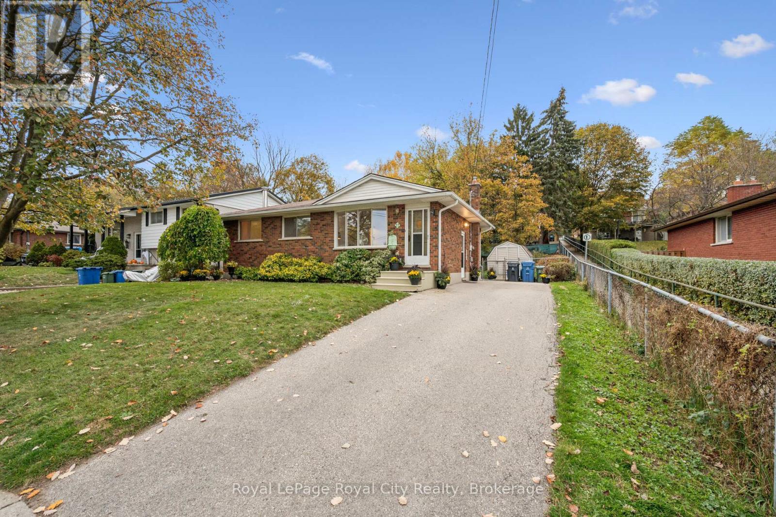 37 Kenwood Crescent, Guelph, Ontario  N1H 6E4 - Photo 3 - X14122474