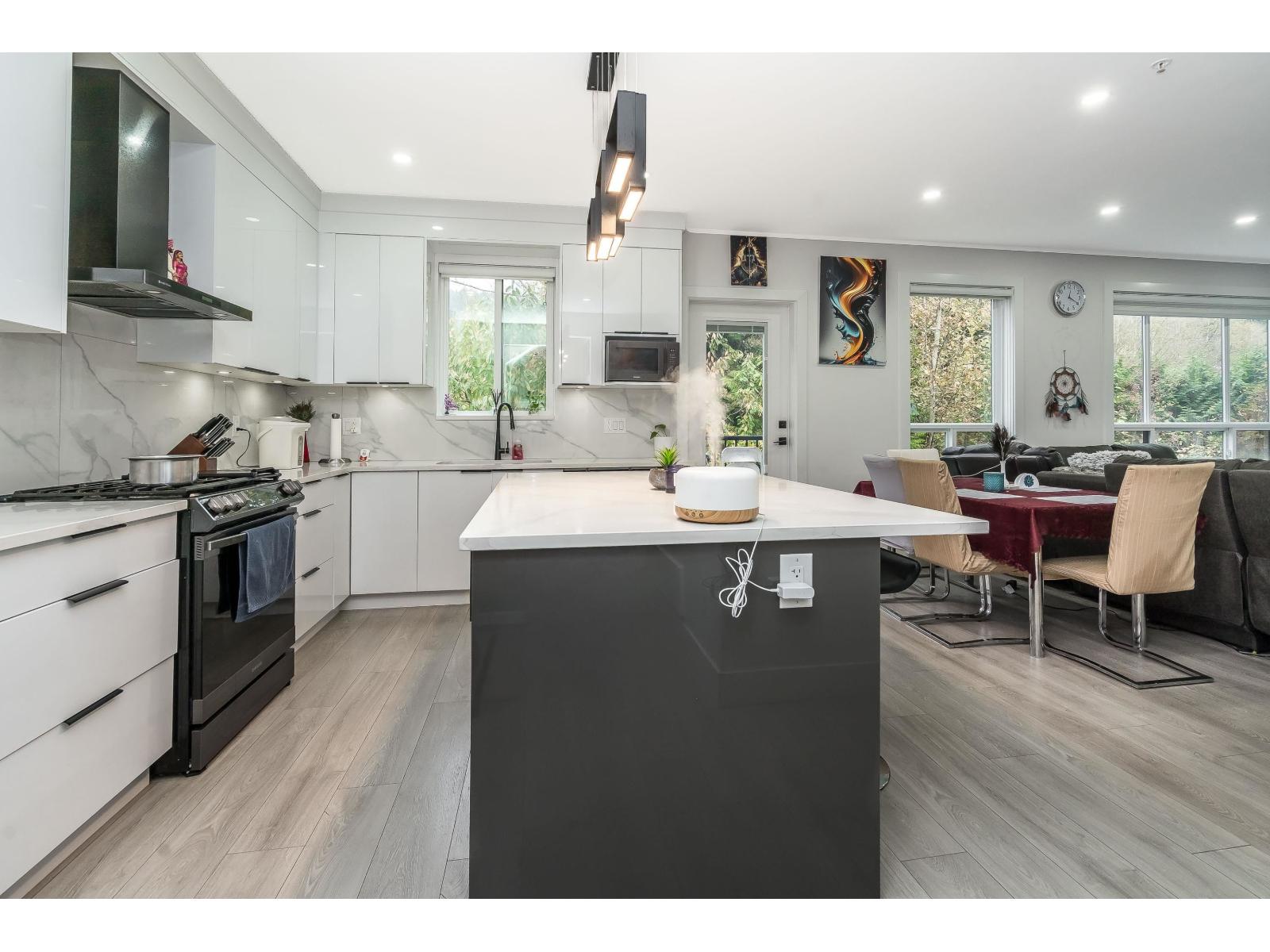 36725 Carl Creek Crescent, Abbotsford, British Columbia  V3G 0H4 - Photo 6 - R3176858