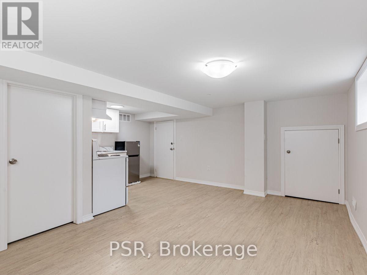 Bsmt - 41 Fairholme Avenue, Toronto, Ontario  M6B 2W7 - Photo 9 - C14122482
