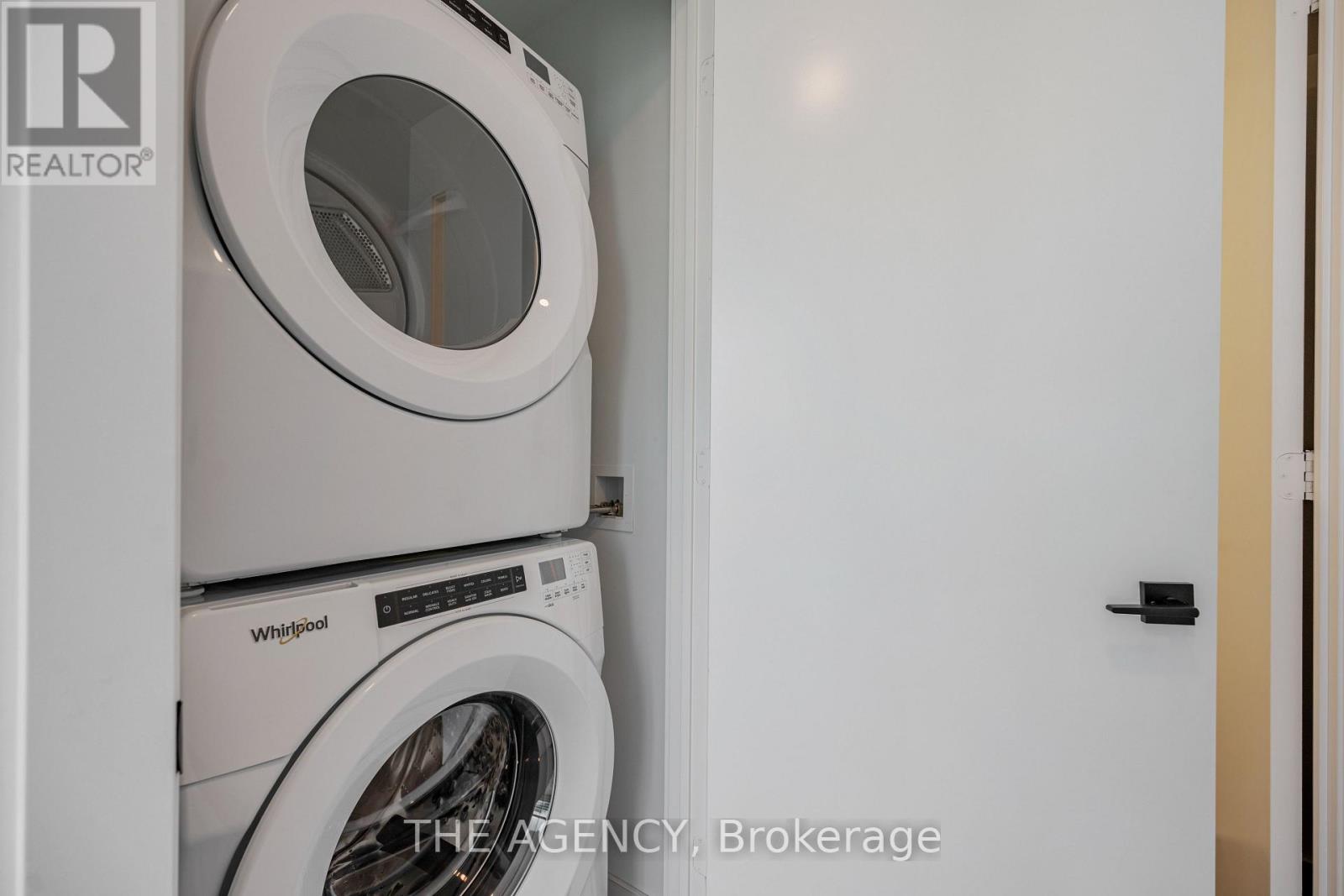 Ph05 - 327 King Street W, Toronto, Ontario  M5V 1J5 - Photo 14 - C14122496