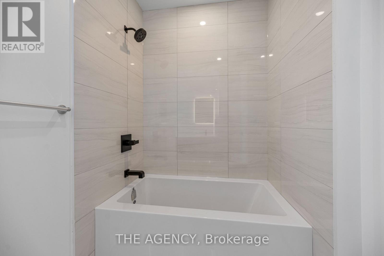 Ph05 - 327 King Street W, Toronto, Ontario  M5V 1J5 - Photo 21 - C14122496